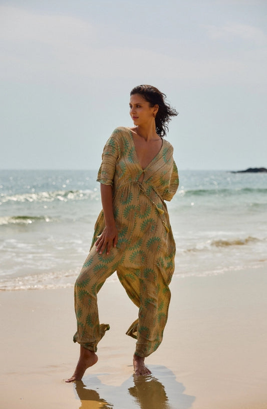 Combinaison ample en bohéme à décolleté V