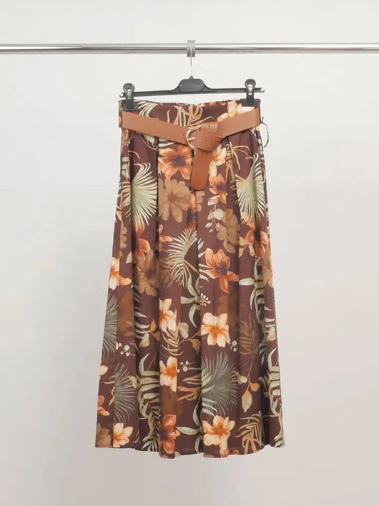 Jupe midi fleurie avec ceinture en simili cuir